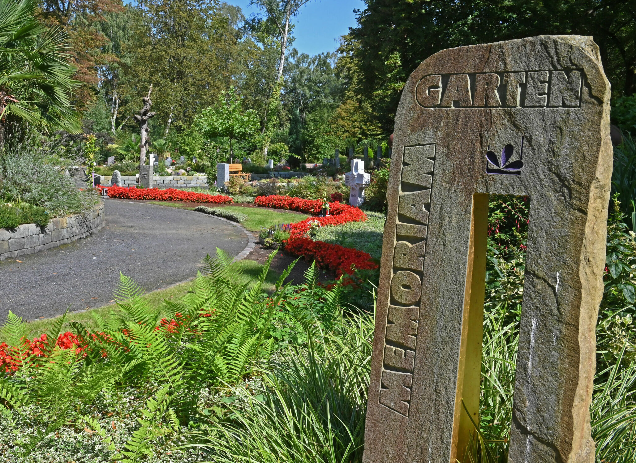 Eingang Memoriam Garten Moers